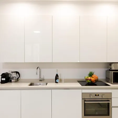 Appartement, Plein Coeur De Cannes, 70m Du Palais Cannes